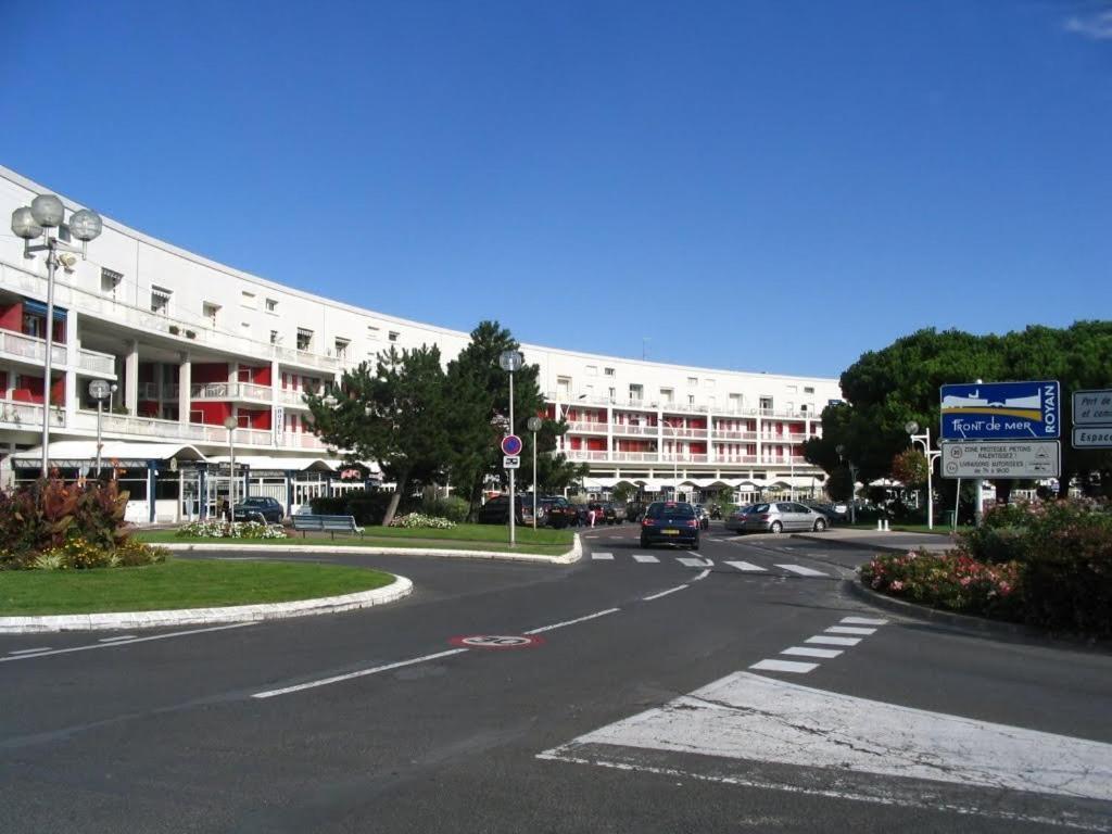 Royan - Appartement Vue Mer - Proximite Plage Et Parking Privatif Exteriör bild